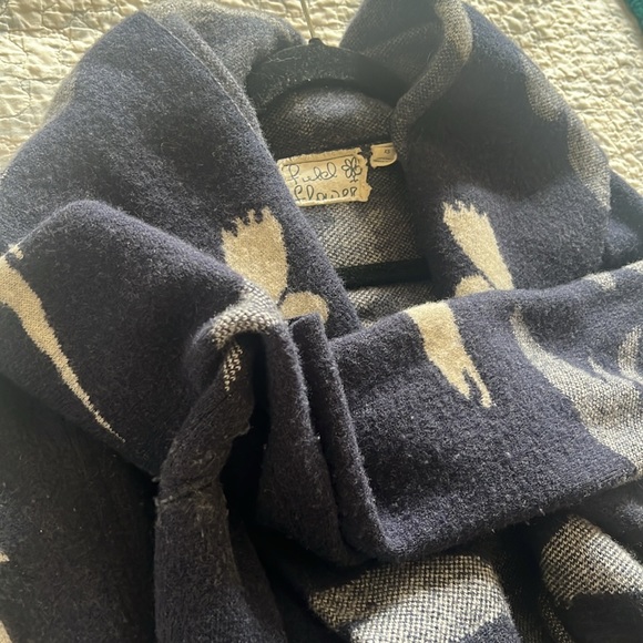Unique and beautiful wool Anthropologie wrap sweater - Picture 5 of 5